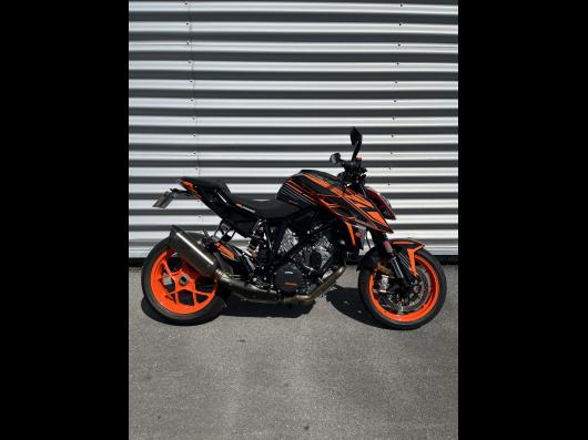 photo-annonce-ktm-1290-super-duke-r_66b234093ec48592125220.jpg